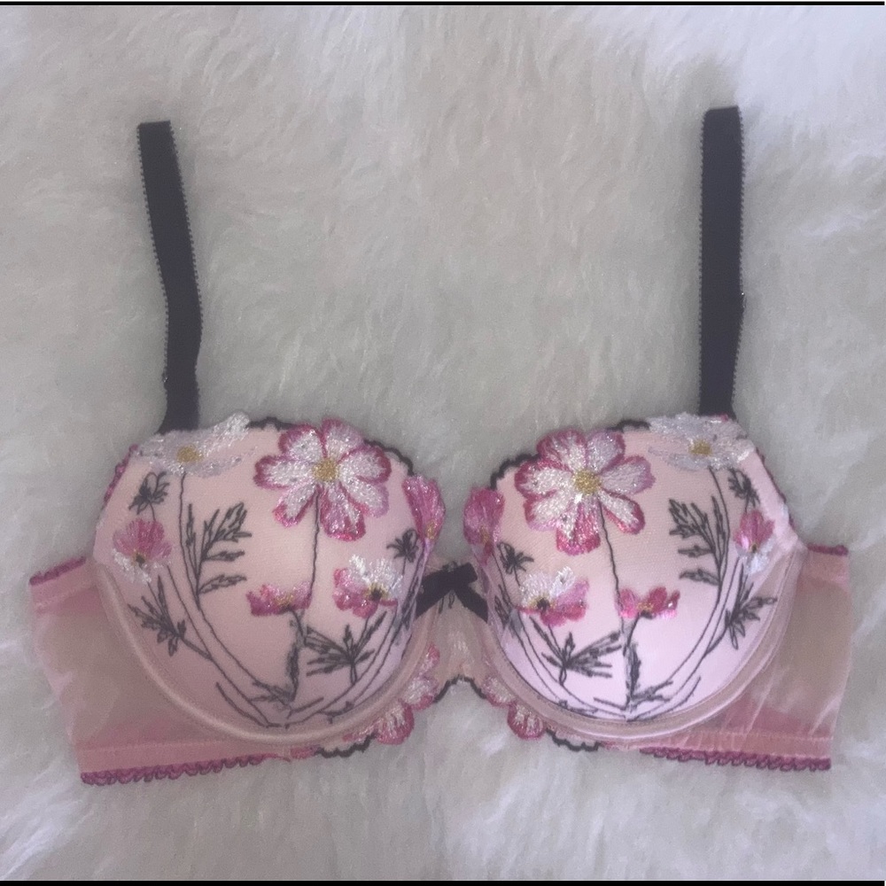 VS 34C Dream Angels Bra Pink Flowers & Rhinestones